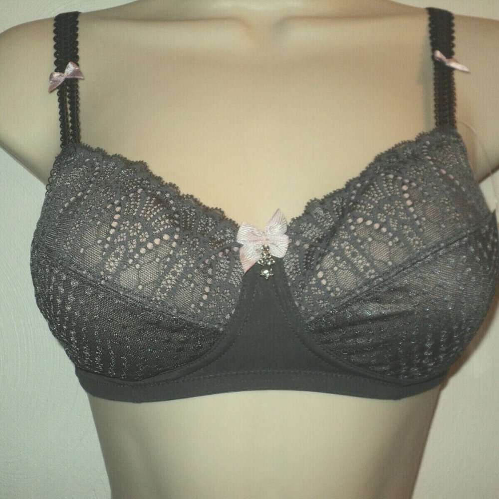 Amoena Louise #1295 Gray/Mauve Lace Wireless Pocketed